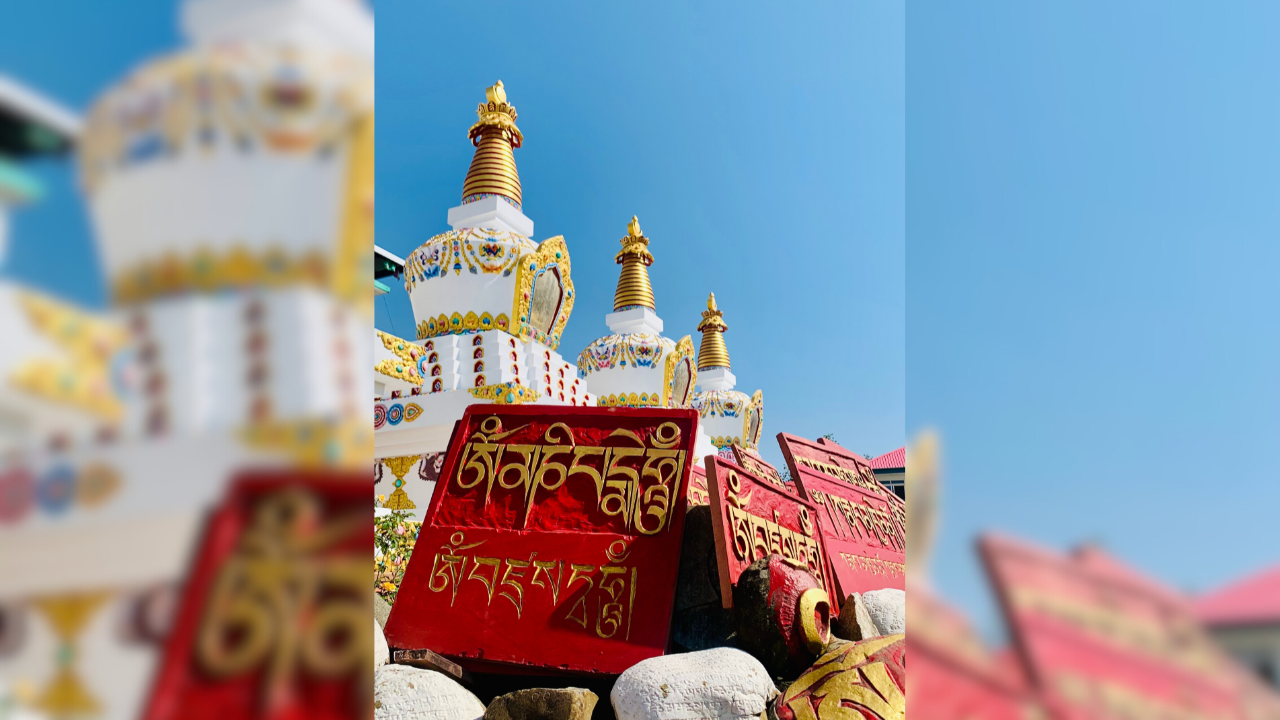 Chokling monestary by Kahan Jau Chokling monestary by Kahan Jau